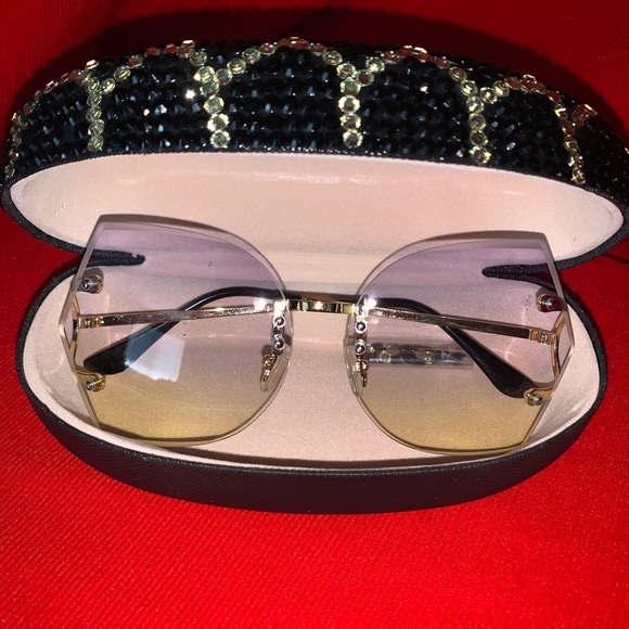 About That Bling Eyewear Case - Picture 2 of 2